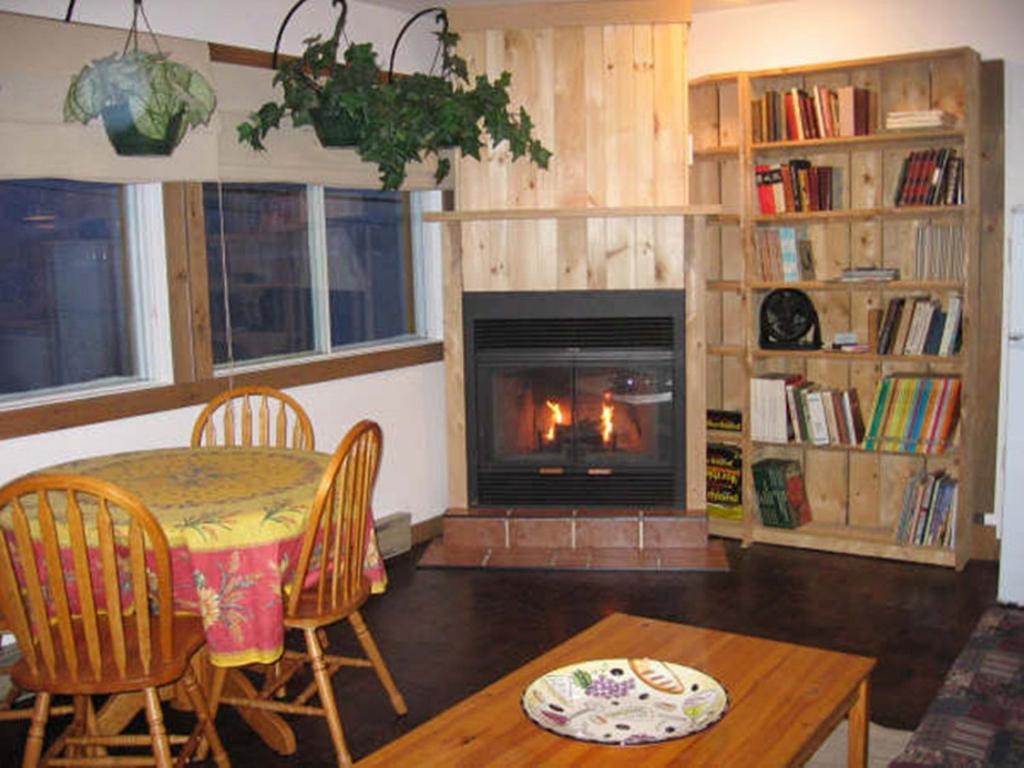 Cottages Du Lac Orford, Cottage A, Cote Raquettes Cottage B, Cote Skis Eastman Eksteriør bilde